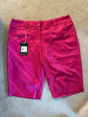 Nike Women’s Fuchsia Pink Plaid Golf Shorts